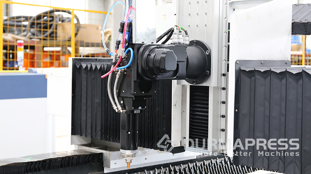 Abgeschrägter Schneidkopf, 30  – Quality Industrial Laser Cutting Bewertung und Preis
