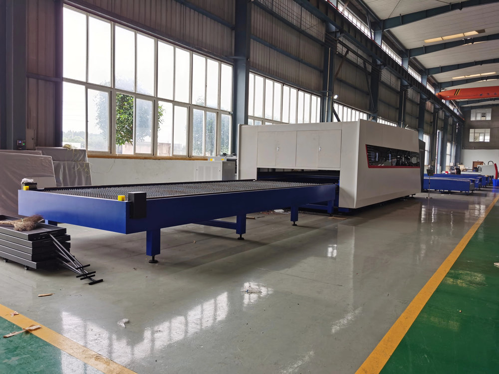 Vollständig geschlossene CNC-F – Industrial Fiber Laser Cutting Machine Bewertung und Preis